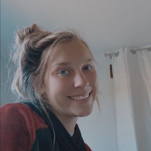 Meet your Posher, Zoee